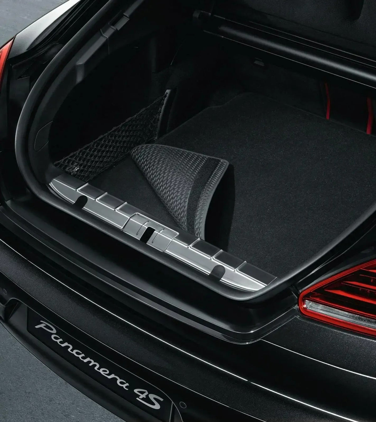 Porsche Design Porsche Reversible Luggage-Compartment Mat with Nubuk Surround for Panamera (G1 & G1 II)