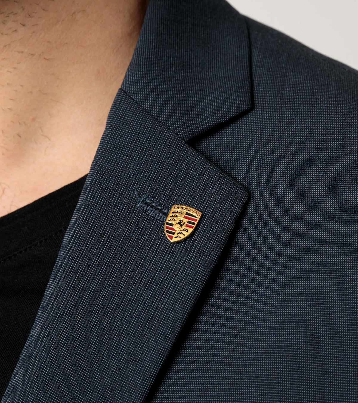 Porsche Design Crest pin – Essential