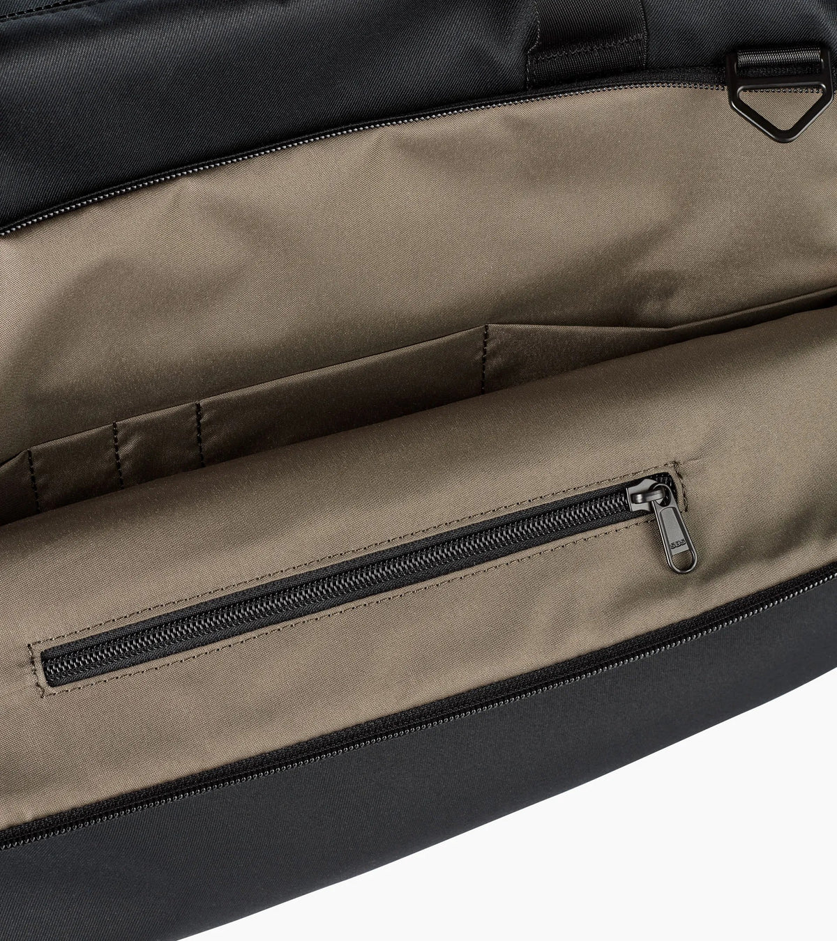 Porsche Design Weekender – Essential