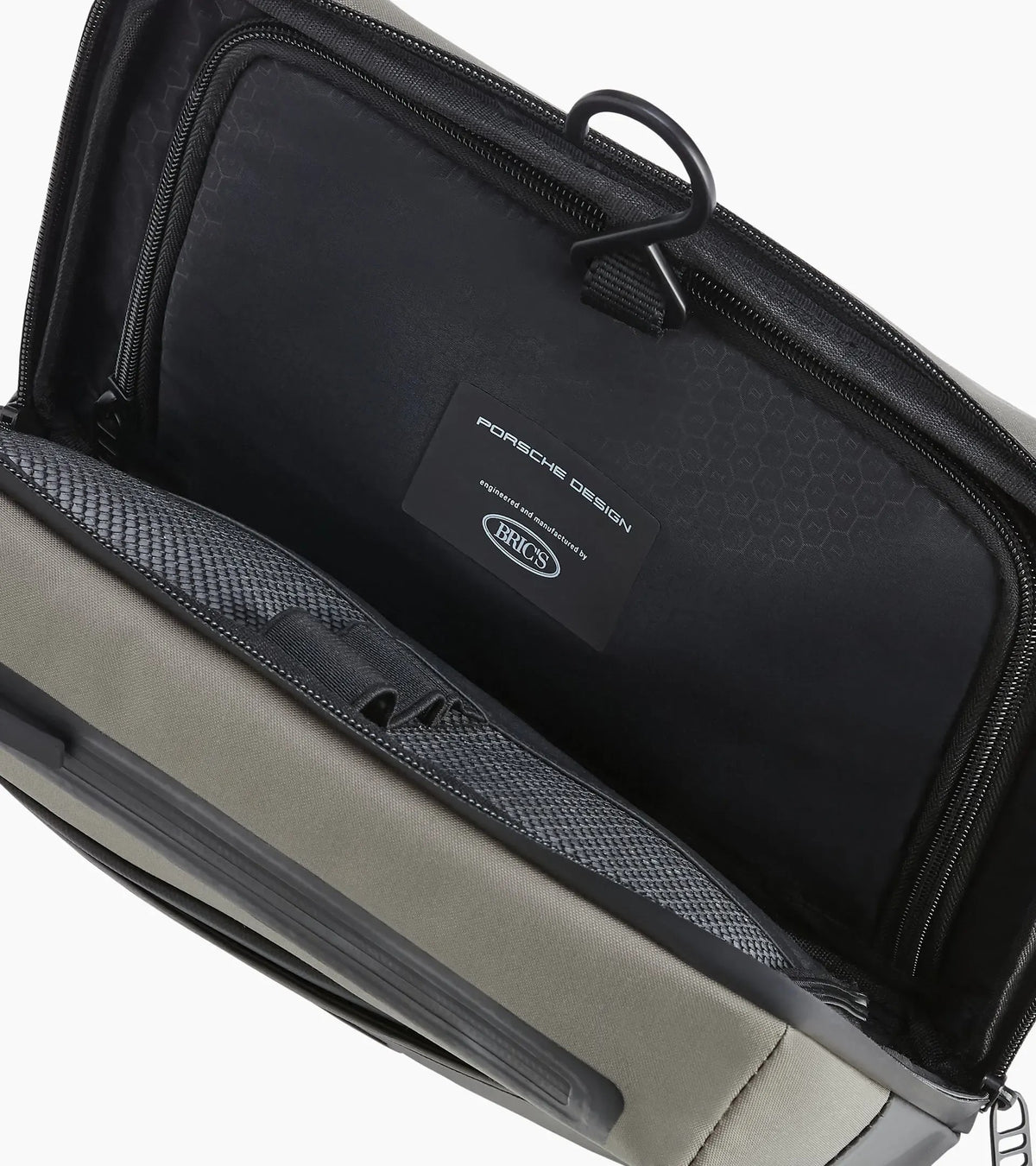 Porsche Design Urban Eco Washbag L