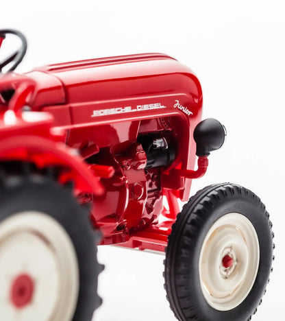 Porsche Design Tractor with coupling
