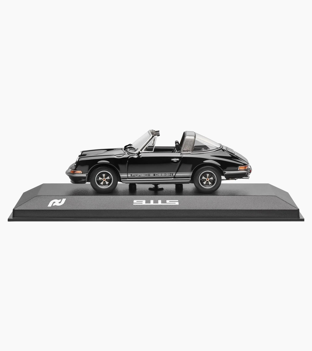 Porsche Design Porsche 911 S 2.4 Targa (1972)