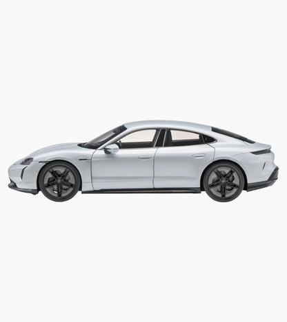 Porsche Design Porsche Taycan Turbo S (J1 PA)