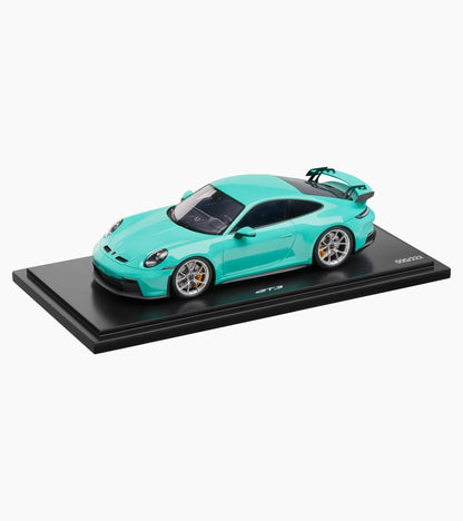 Porsche Design Porsche 911 GT3 (992) mint green  – Limited edition